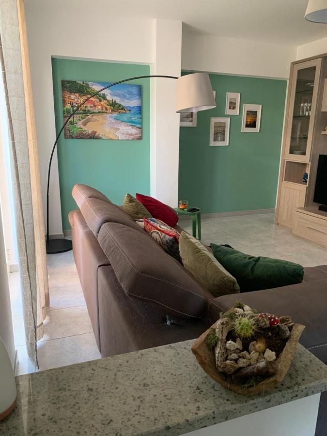 Torrevarata Vacanze Villa Santa Teresa Di Riva Exteriör bild