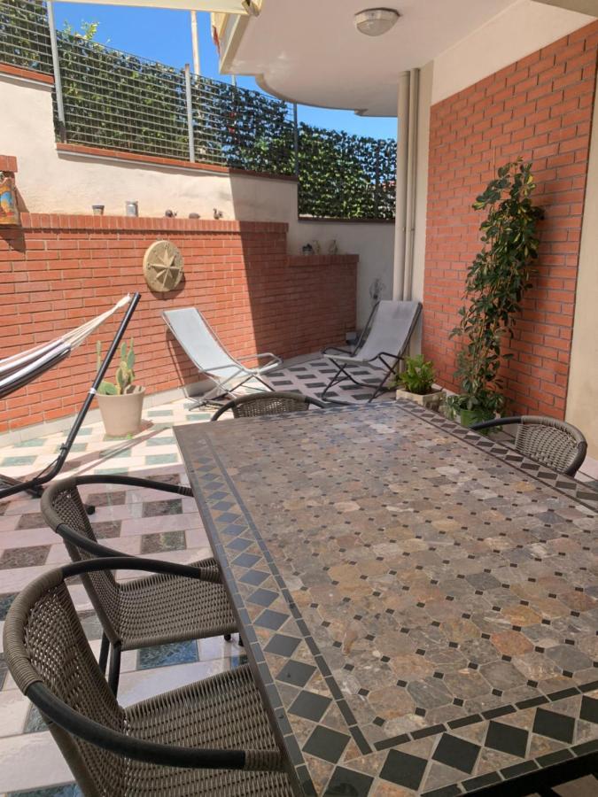 Torrevarata Vacanze Villa Santa Teresa Di Riva Exteriör bild
